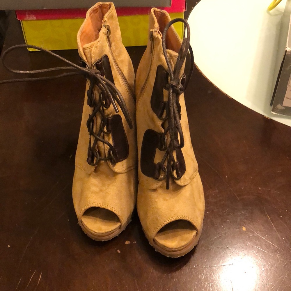 Charlotte Russe heels